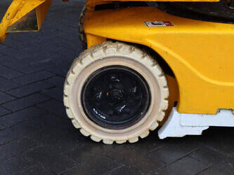 2004-jlg-toucan-800-a-45584553