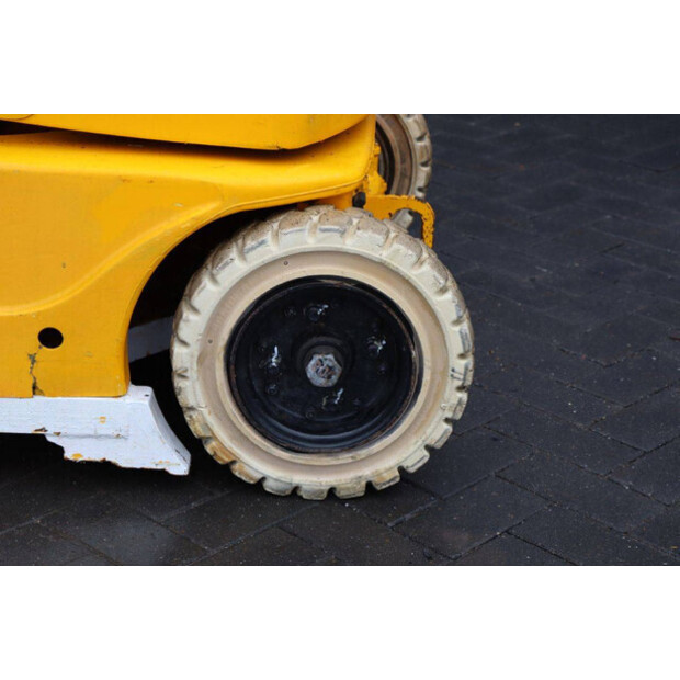 2004 جيه ال جي TOUCAN 800 A-45584554