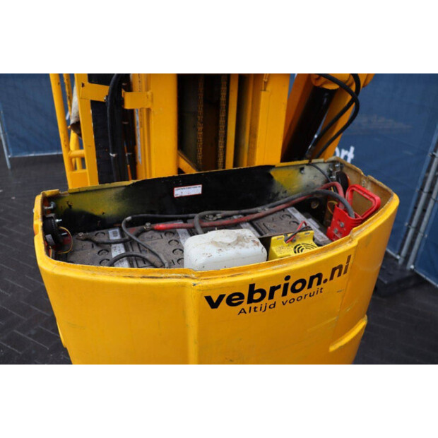 2004 جيه ال جي TOUCAN 800 A-45584556