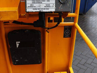 2004-jlg-toucan-800-a-45584561