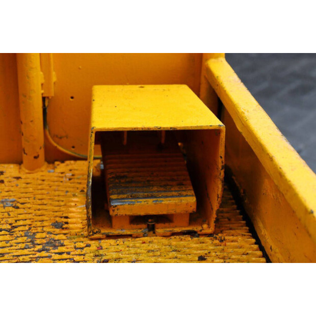 2004 جيه ال جي TOUCAN 800 A-45584563