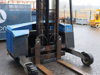 2009-moffet-re4-35-1350-1000-45584578