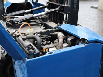 2009-moffet-re4-35-1350-1000-45584592