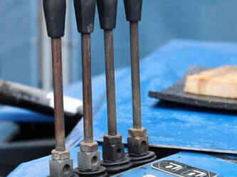 2009-moffet-re4-35-1350-1000-45584605