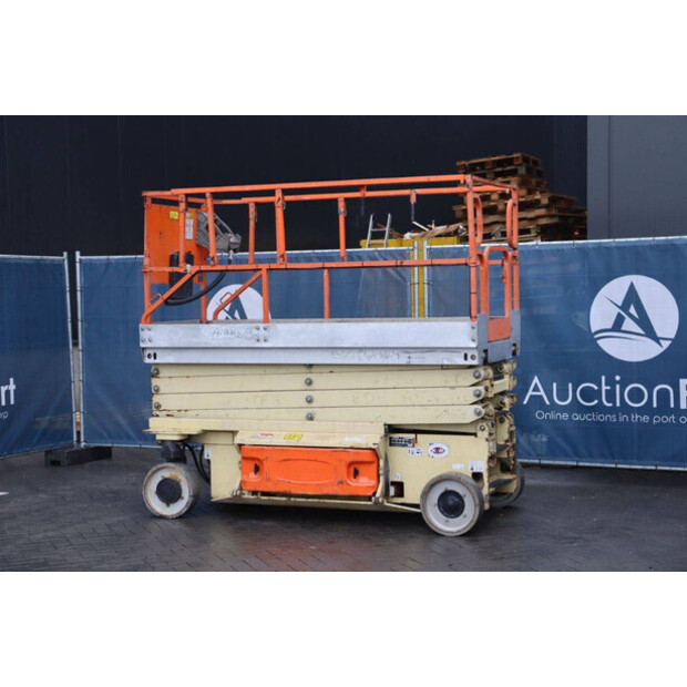 2004 جيه ال جي 2646ES-45584649