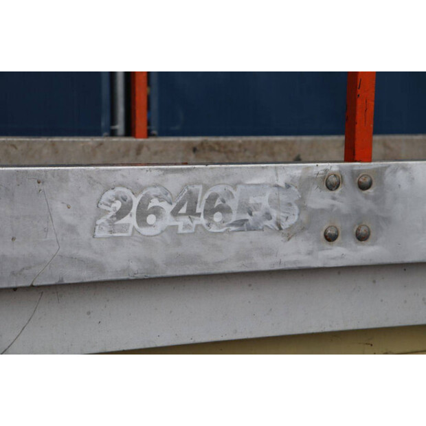 2004 جيه ال جي 2646ES-45584657