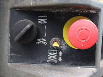 2004-jlg-2646es-1425235-45584665