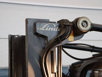 2013-linde-e16-01-1425236-45584692