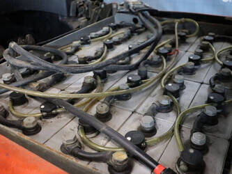 2013-linde-e16-01-1425236-45584715