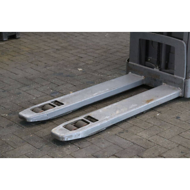 2016 جنجهينريتش ERD 220 KP-45584730