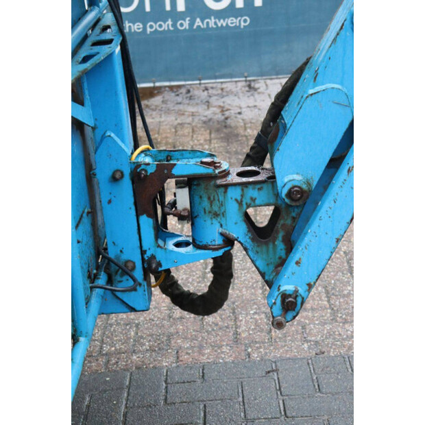 2000 جيني Z4525-45584836