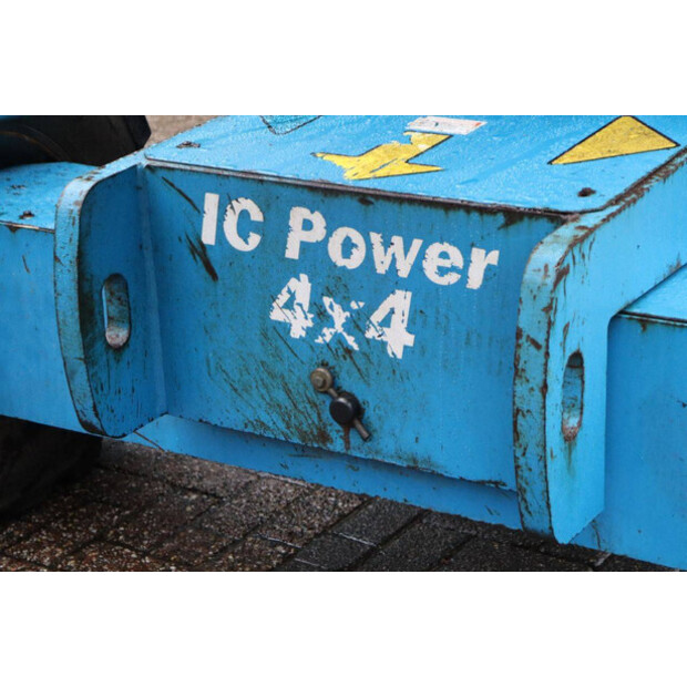 2000 جيني Z4525-45584838