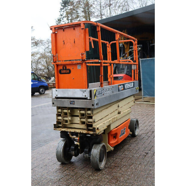 2006 جيه ال جي 2030ES-45584860