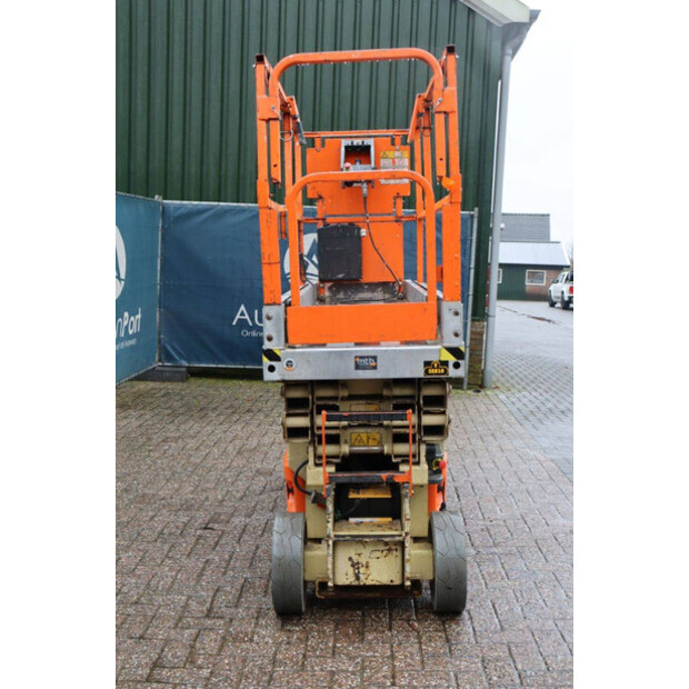 2006 جيه ال جي 2030ES-45584862