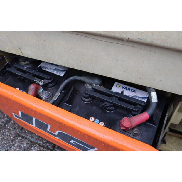 2006 جيه ال جي 2030ES-45584869