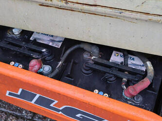 2006-jlg-2030es-1425242-45584870