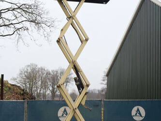 2006-jlg-2030es-1425242-45584874