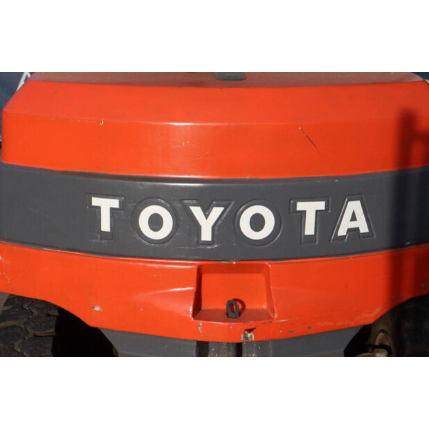 2005 Toyota 7FBMF40-45585092