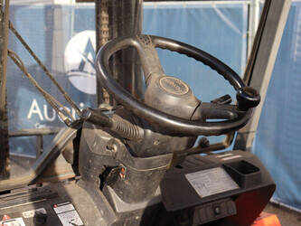 2005-toyota-7fbmf40-1425249-45585098