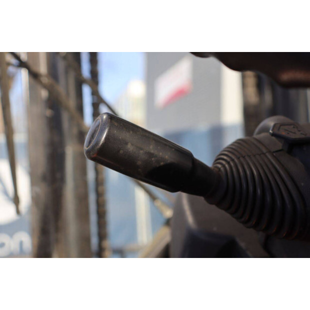 2005 Toyota 7FBMF40-45585103