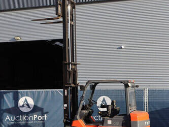 2005-toyota-7fbmf40-1425249-45585112