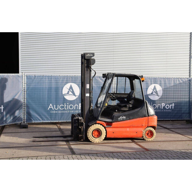 2001 Linde E30-02-45585114