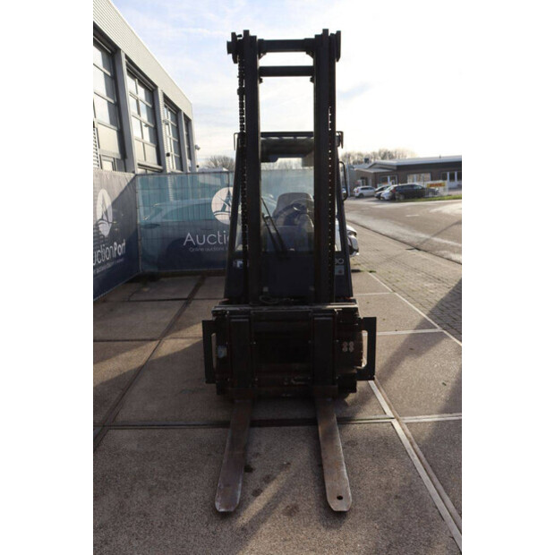 2001 Linde E30-02-45585121