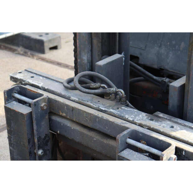 2001 Linde E30-02-45585125