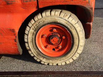 2001-linde-e30-02-1425250-45585130