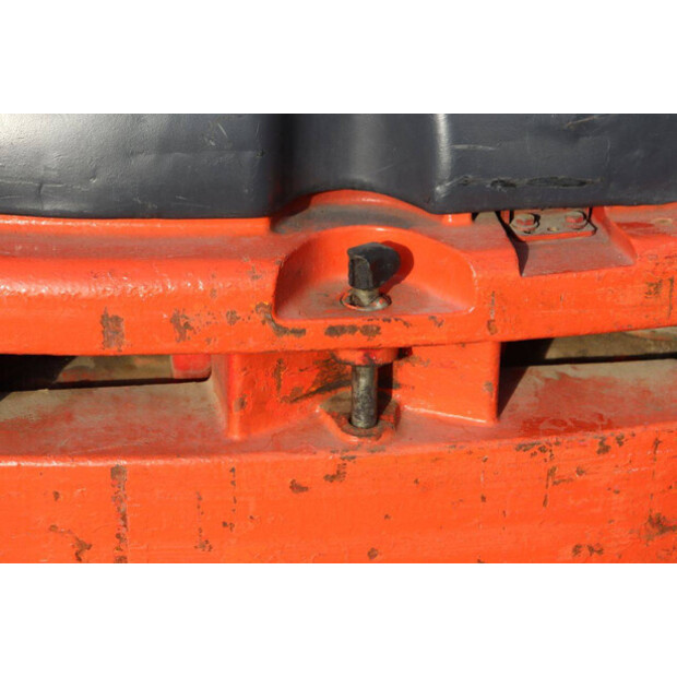 2001 Linde E30-02-45585132