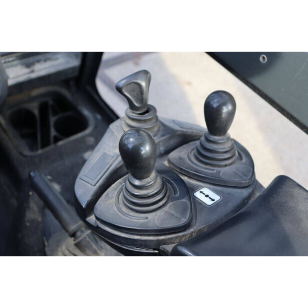 2001 Linde E30-02-45585143