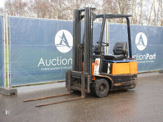 1996-still-r50-15-1425254-45585244