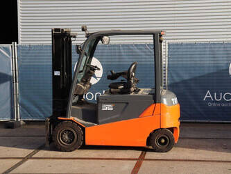 2013-toyota-8fbmt35-1425255-45585265