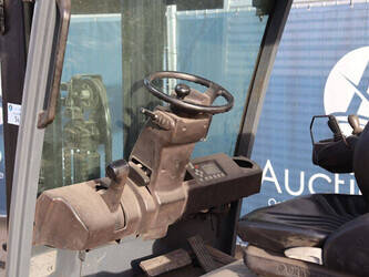 2013-toyota-8fbmt35-1425255-45585285