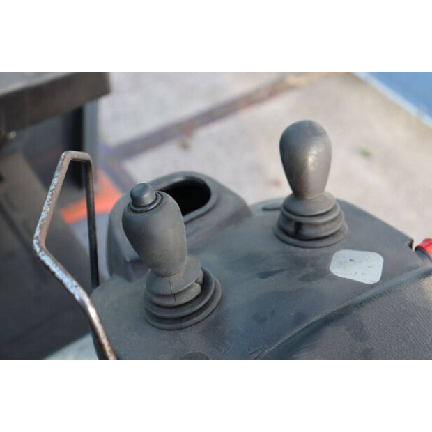 2013 تويوتا 8FBMT35-45585289