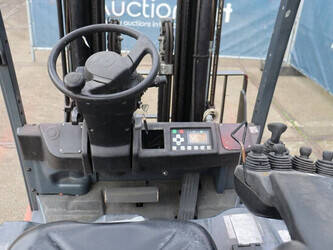 2021-toyota-8fbe18t-1425257-45585349