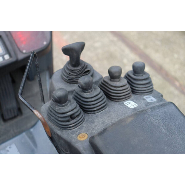 2021 تويوتا 8FBE18T-45585355