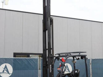 2021-toyota-8fbe18t-1425257-45585359