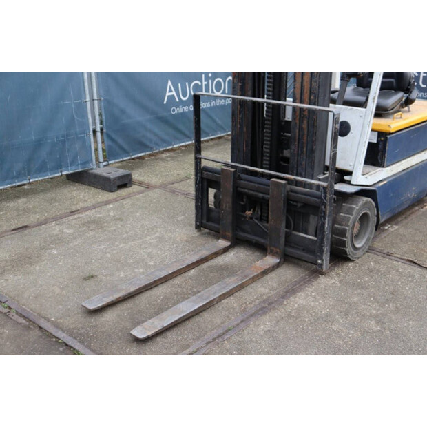 1998 كوماتسو FB20M-2E-45585511