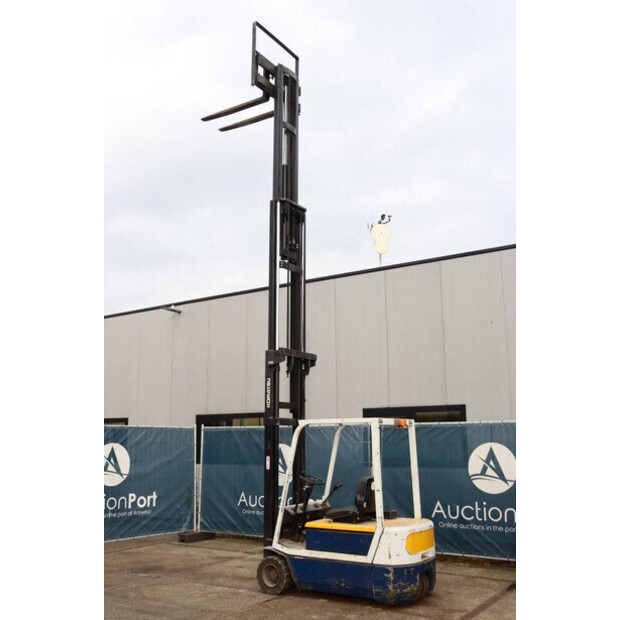 1998 كوماتسو FB20M-2E-45585530