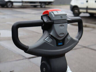 2016-bt-spe200d-1425267-45585694