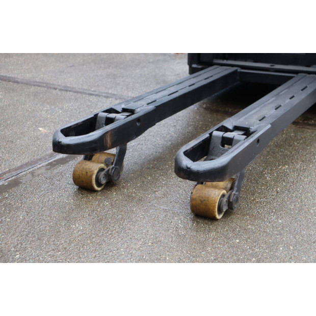 2016 بي تي SPE200D-45585701