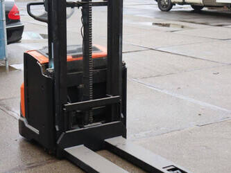 2016-toyota-swe200d-45585709