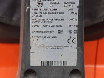 2016-toyota-swe200d-45585717