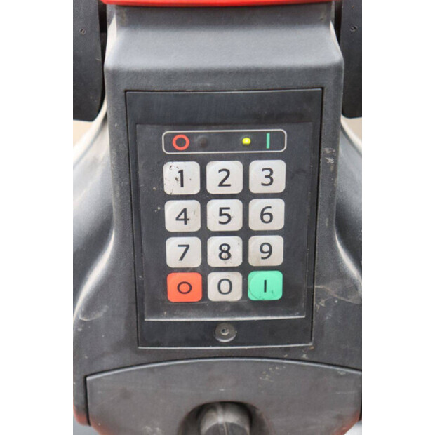 2016 تويوتا SWE200D-45585719