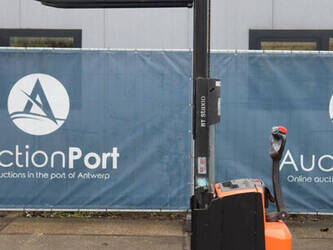 2016-toyota-swe200d-45585724