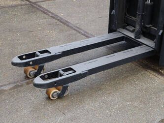 2016-toyota-swe200d-45585727