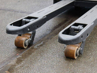 2016-toyota-swe200d-45585728