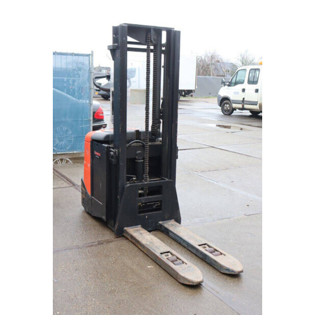 2008 BT SPE160L-45585736