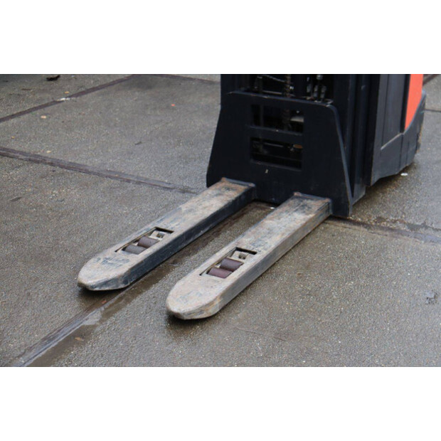 2008 BT SPE160L-45585739